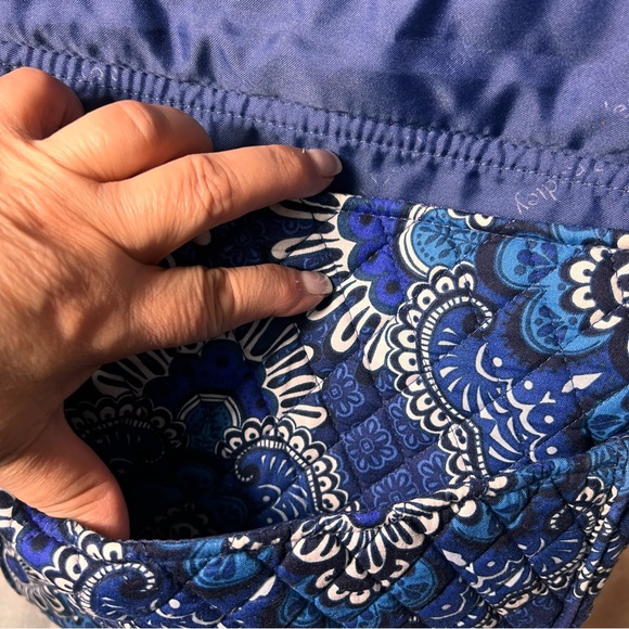 Vera Bradley Bohemian Messenger Adjustable Crossbody Bag, zip close and magnetic - Picture 8 of 16